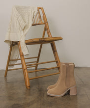 Load image into Gallery viewer, Olivia - Chelsea Heel Boots
