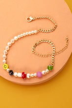 Load image into Gallery viewer, She&#39;s and Icon Beaded Necklace
