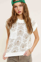 Load image into Gallery viewer, Flower Pattern Sleeveless Sweater Top
