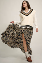 Load image into Gallery viewer, Get Away Floral Skirt
