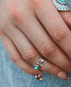 Silver and Turquoise Midi Ring